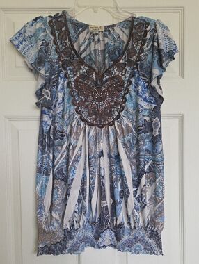 Emerald Blue and Gray Paisley Crochet-Neck Flutter Sleeve Top